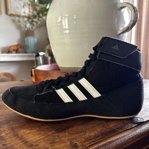 Boy's adidas Wrestling Shoes Black/White